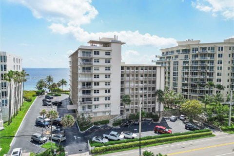 Condo in Hillsboro Beach, Florida, 2 bedrooms  № 1730930 - photo 7