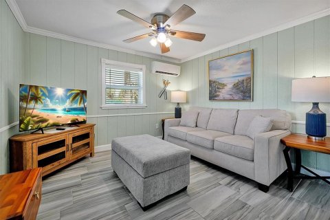 Hôtel, hôtellerie à vendre à Ruskin, Floride: 1285.3 m2 № 1886054 - photo 22