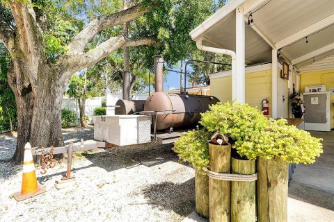 Hôtel, hôtellerie à vendre à Ruskin, Floride: 1285.3 m2 № 1886054 - photo 10