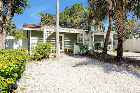 Hôtel, hôtellerie à vendre à Ruskin, Floride: 1285.3 m2 № 1886054 - photo 8