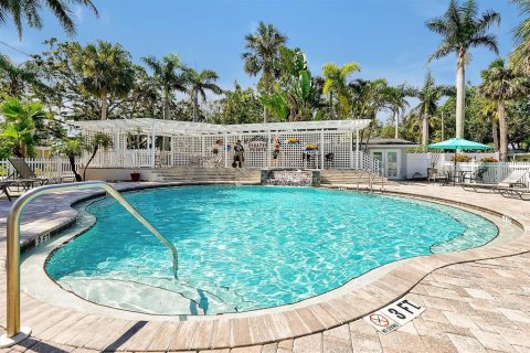 Hôtel, hôtellerie à vendre à Ruskin, Floride: 1285.3 m2 № 1886054 - photo 3