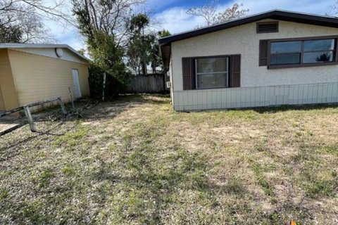 House in Daytona Beach, Florida 3 bedrooms, 148.83 sq.m. № 1813592 - photo 1