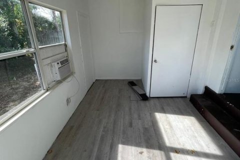 House in Daytona Beach, Florida 3 bedrooms, 148.83 sq.m. № 1813592 - photo 15