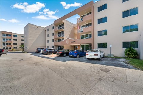 Condo à Miami, Floride, 2 chambres  № 2084689
