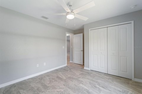 House in Port Charlotte, Florida 3 bedrooms, 153.47 sq.m. № 1854588 - photo 18