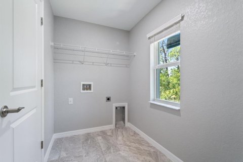 House in Port Charlotte, Florida 3 bedrooms, 153.47 sq.m. № 1854588 - photo 22
