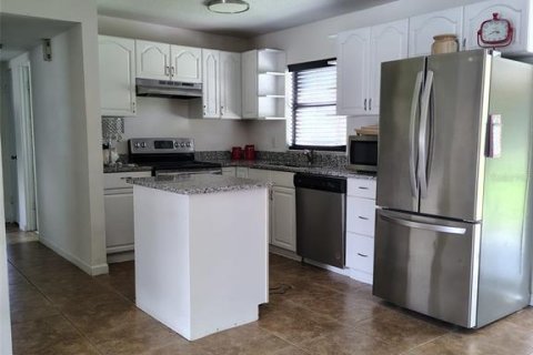 Villa ou maison à vendre à Ocoee, Floride: 4 chambres, 92.07 m2 № 2425926 - photo 5