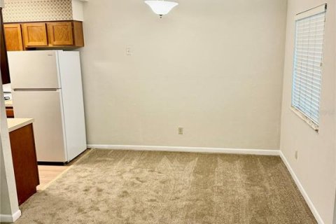 Condominio en alquiler en Gainesville, Florida, 2 dormitorios, 73.21 m2 № 1838798 - foto 5