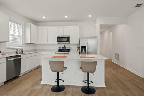 Casa en venta en Thonotosassa, Florida, 4 dormitorios, 171.78 m2 № 2227526 - foto 7