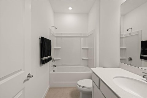 Casa en venta en Thonotosassa, Florida, 4 dormitorios, 171.78 m2 № 2227526 - foto 13