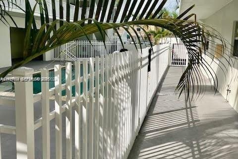 Condominio en venta en North Miami, Florida, 2 dormitorios, 66.33 m2 № 1993801 - foto 14