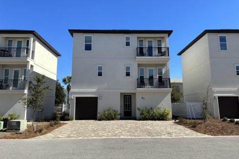 Casa en venta en Miramar Beach, Florida, 4 dormitorios, 220.55 m2 № 560471 - foto 1