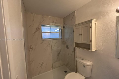 House in Hollywood, Florida 30.19 sq.m. № 1957040 - photo 11