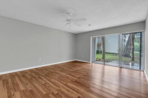 Condominio en venta en Saint Petersburg, Florida, 1 dormitorio, 70.61 m2 № 2150619 - foto 12
