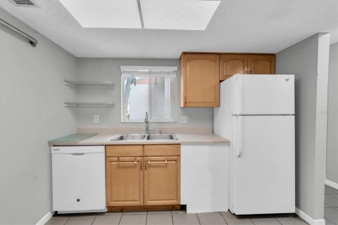 Condominio en venta en Saint Petersburg, Florida, 1 dormitorio, 70.61 m2 № 2150619 - foto 18