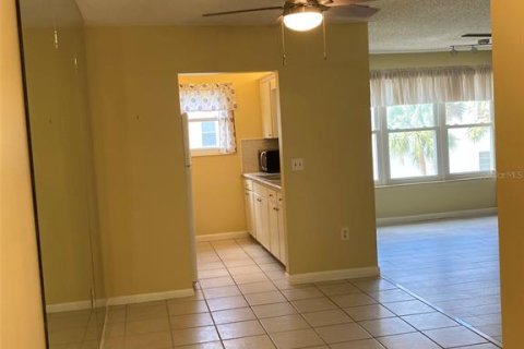 Copropriété à vendre à Saint Petersburg, Floride: 2 chambres, 105.44 m2 № 1873572 - photo 3