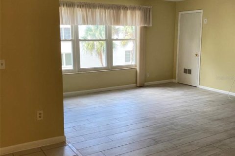 Copropriété à vendre à Saint Petersburg, Floride: 2 chambres, 105.44 m2 № 1873572 - photo 14