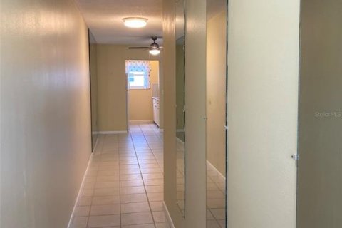 Copropriété à vendre à Saint Petersburg, Floride: 2 chambres, 105.44 m2 № 1873572 - photo 4