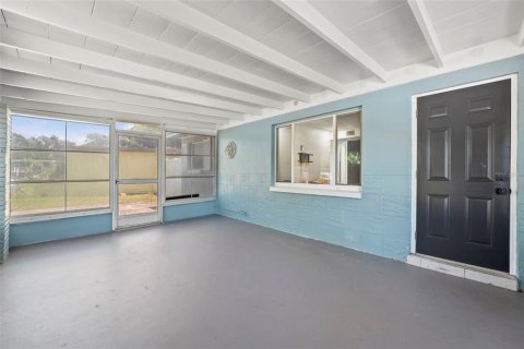 House in Largo, Florida 3 bedrooms, 62.34 sq.m. № 1785618 - photo 5