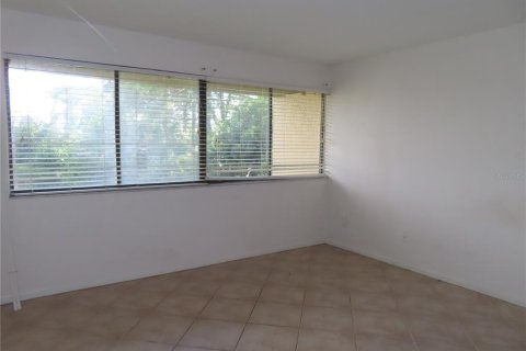 Condominio en venta en Saint Petersburg, Florida, 1 dormitorio, 62.71 m2 № 1900204 - foto 9