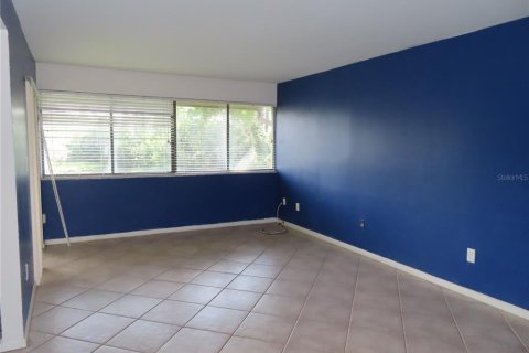 Condominio en venta en Saint Petersburg, Florida, 1 dormitorio, 62.71 m2 № 1900204 - foto 6