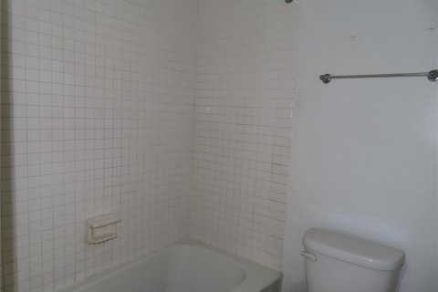 Condominio en venta en Saint Petersburg, Florida, 1 dormitorio, 62.71 m2 № 1900204 - foto 10