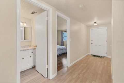 Condo in Venice, Florida, 2 bedrooms  № 1629701 - photo 5