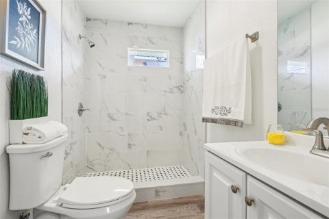 House in Winter Garden, Florida 3 bedrooms, 71.53 sq.m. № 1908102 - photo 5