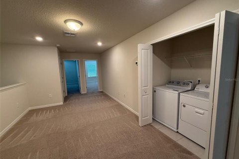 Townhouse in Davenport, Florida 5 bedrooms, 212.1 sq.m. № 1870268 - photo 7
