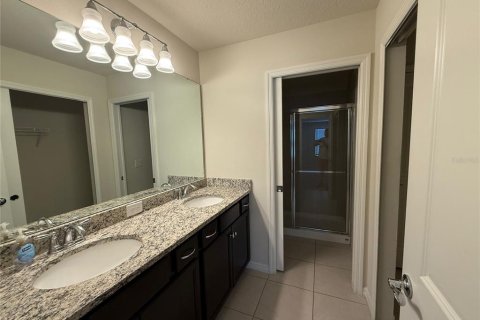 Townhouse in Davenport, Florida 5 bedrooms, 212.1 sq.m. № 1870268 - photo 14