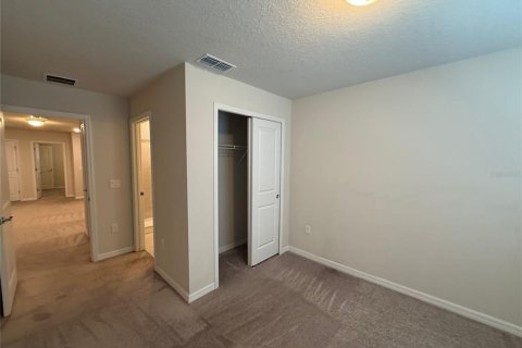 Townhouse in Davenport, Florida 5 bedrooms, 212.1 sq.m. № 1870268 - photo 11