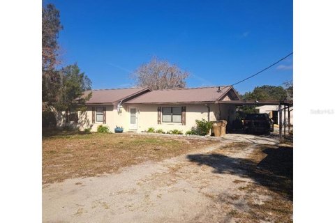 House in Leesburg, Florida 3 bedrooms, 122.63 sq.m. № 2317324