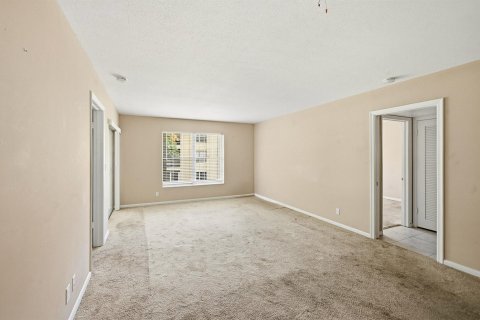 Copropriété à vendre à Palm Beach Gardens, Floride: 2 chambres, 89.09 m2 № 2188159 - photo 6