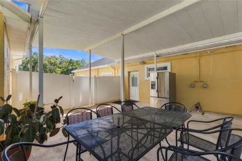 Propiedad comercial en alquiler en Port Richey, Florida, 183.11 m2 № 2388853 - foto 19