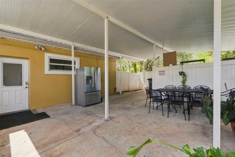 Propiedad comercial en alquiler en Port Richey, Florida, 183.11 m2 № 2388853 - foto 21