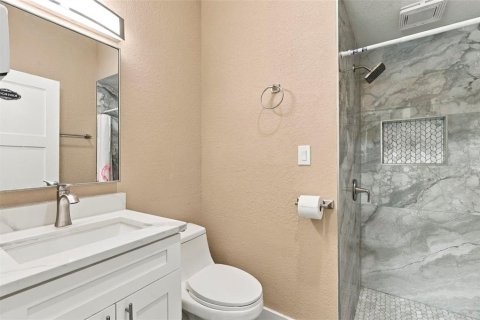 Propiedad comercial en alquiler en Port Richey, Florida, 183.11 m2 № 2388853 - foto 9