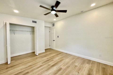 Casa en alquiler en Tampa, Florida, 3 dormitorios, 136.75 m2 № 1835258 - foto 18