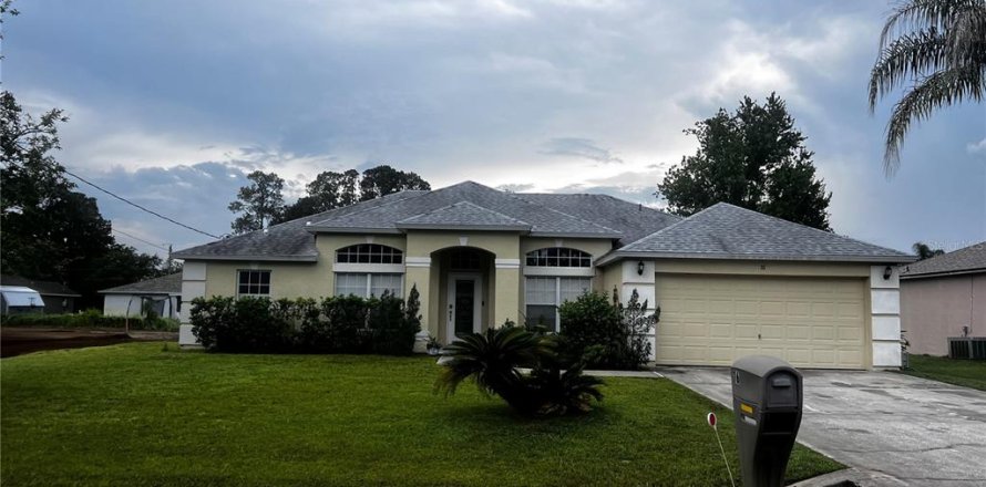 Casa en Palm Coast, Florida 3 dormitorios, 169.18 m2 № 2238173