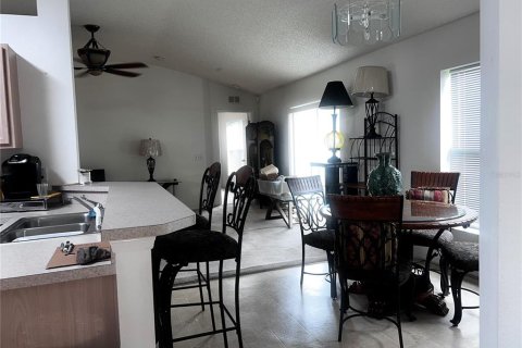 Casa en venta en Palm Coast, Florida, 3 dormitorios, 169.18 m2 № 2238173 - foto 16