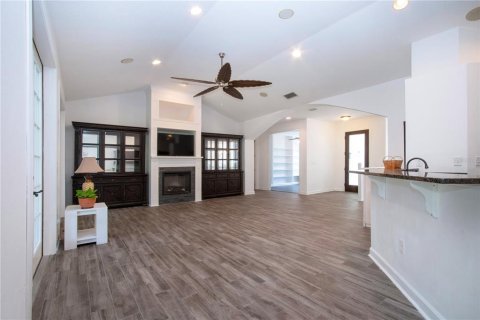 House in Wimauma, Florida 4 bedrooms, 335.84 sq.m. № 1881377 - photo 25