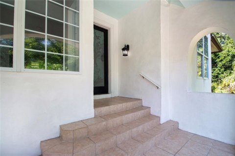 House in Wimauma, Florida 4 bedrooms, 335.84 sq.m. № 1881377 - photo 8