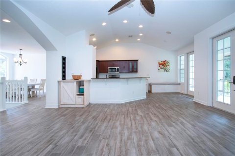 House in Wimauma, Florida 4 bedrooms, 335.84 sq.m. № 1881377 - photo 24