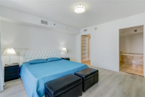 Condominio en venta en Hallandale Beach, Florida, 3 dormitorios, 155.61 m2 № 2052448 - foto 14