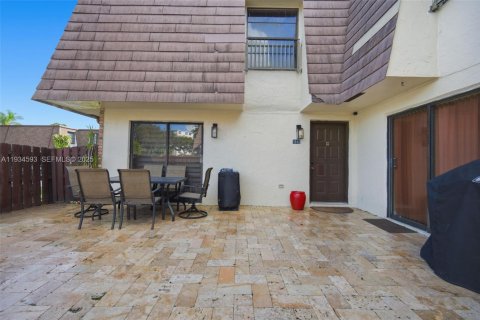 Adosado en venta en Coral Springs, Florida, 2 dormitorios, 119.29 m2 № 1994558 - foto 24