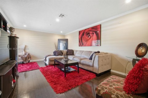 Adosado en venta en Coral Springs, Florida, 2 dormitorios, 119.29 m2 № 1994558 - foto 2