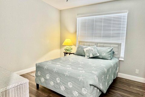 Casa en venta en Okeechobee, Florida, 3 dormitorios, 99.96 m2 № 2193158 - foto 5