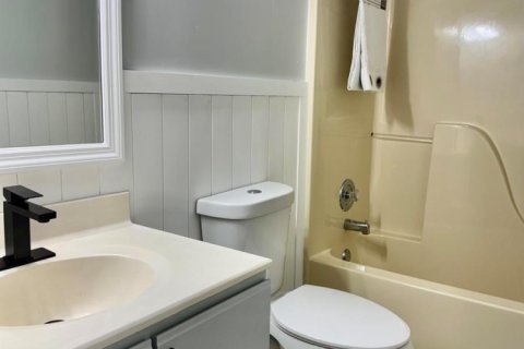 Casa en venta en Okeechobee, Florida, 3 dormitorios, 99.96 m2 № 2193158 - foto 8