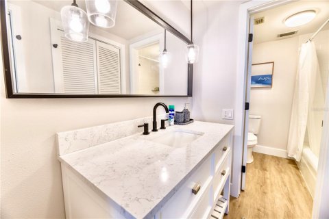 Copropriété à louer à Clearwater, Floride: 2 chambres, 117.89 m2 № 1562550 - photo 17