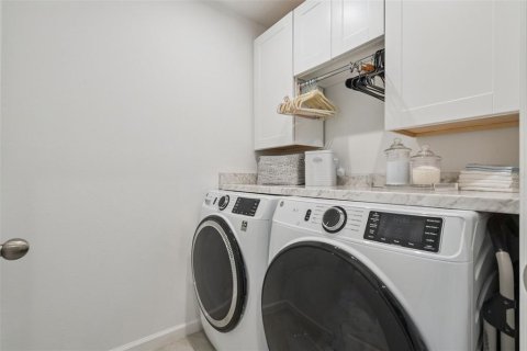 Adosado en venta en Orlando, Florida, 3 dormitorios, 144.83 m2 № 2151449 - foto 22