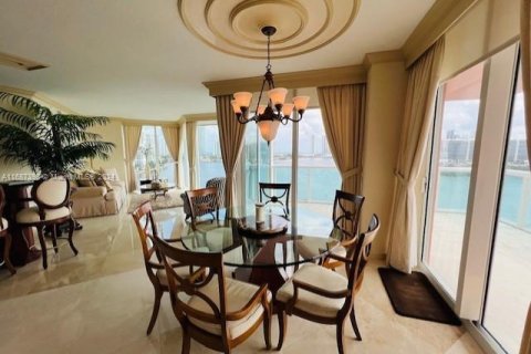 Apartamento en alquiler en Aventura, Florida, 3 dormitorios, 197.88 m2 № 1865074 - foto 5
